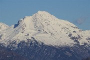 24 Zoom sul Pizzo Arera ammantato di neve